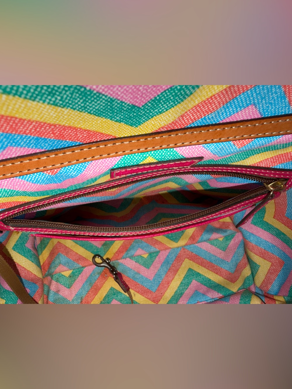 Dooney & Bourke Black Janine Leather Satchel Tan Trim Colorful Chevron Lining - Picture 6 of 16